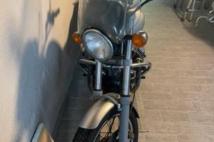 Moto Guzzi Nevada 750