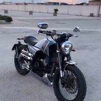 Fb Mondial Hps 300 scrambler moto