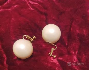 orecchini tondi con clip