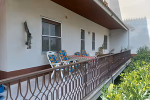Apartamento con giardino privato