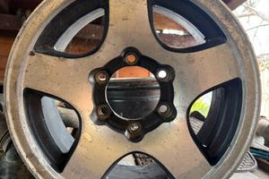 Cerchi in lega da 15 attacco giapponese nissan