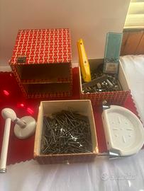 Lotto misto ferramenta e accessori bagno