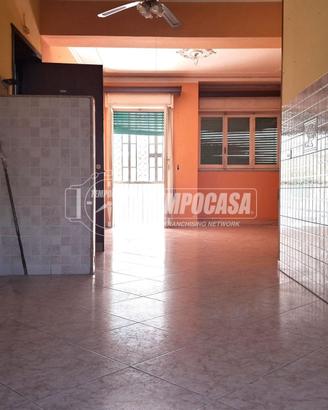 Via Pola, in zona servitissima e residenziale