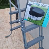 Scala e copertura per piscina