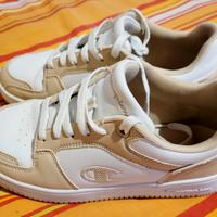 Scarpe Champion numero 37.5