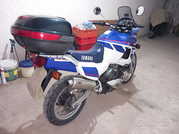Yamaha super tenere xtz 750