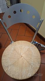 sedie in paglia e color argento