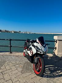 Aprilia rs457
