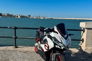 Aprilia rs457
