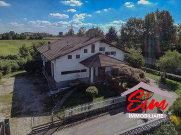 Villa a Carpignano Sesia