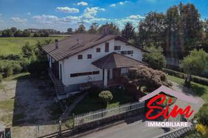 Villa a Carpignano Sesia