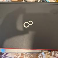 Notebook fujitsu e556 i5 6th 15.6” 8gb ram ssd 250