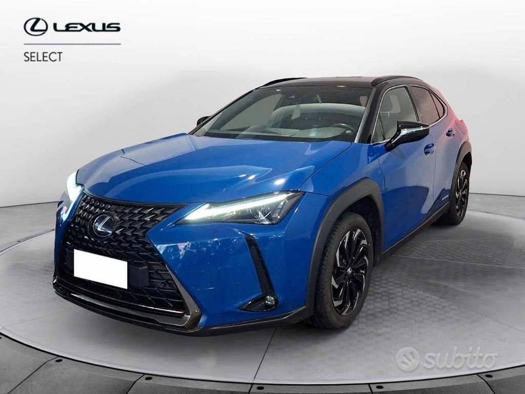 LEXUS UX