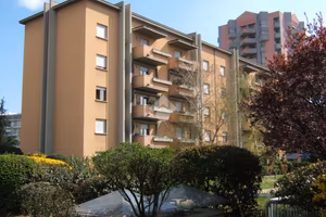 3 LOCALI A BRESCIA