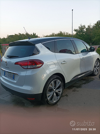 Renault Scenic IV serie