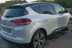 Renault Scenic IV serie