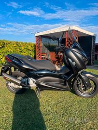 Yamaha x max 125 iron max akrapovic