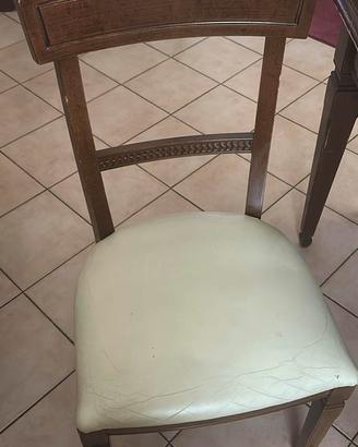 Tavolo +4 sedie + porta.  Tv le fablier