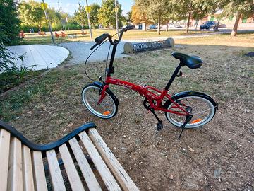Bicicletta pieghevole del marchio Be Bikesven