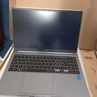 Notebook Samsung GalaxyBook4 da 15.6