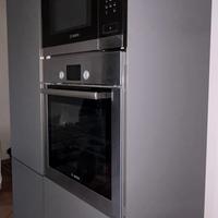 Dispensa cucina con forno e microonde BOSCH