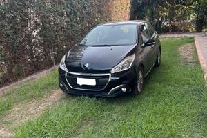 peugeot 208 blue hdi  75 cv 5 porte allure taglian