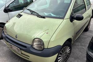 RENAULT TWINGO per ricambi usati