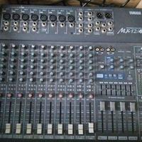 Mixer yamaha 12/4