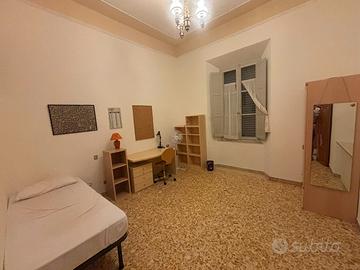 Stanza singola per soli studenti