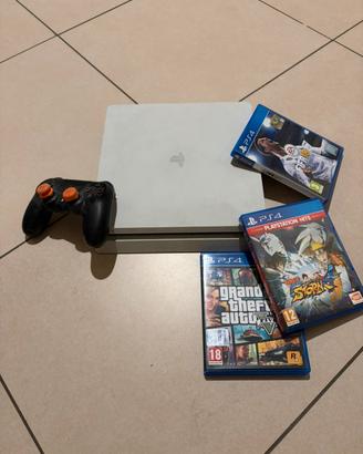 Playstation 4, + joystick + 3 giochi