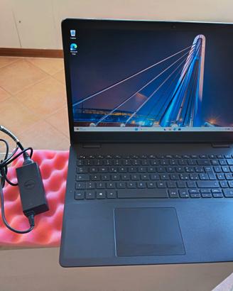 DELL 15,6 FHD i5-11th 8-Core 16/750GB Win11 Gaming