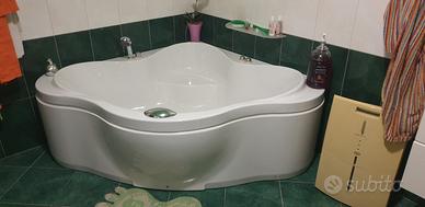 Vasca da bagno REVITA