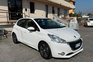 Peugeot 208 1.4 HDi 68 CV 5 porte Allure