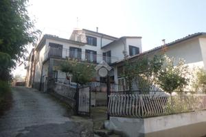 CASA SEMINDIPENDENTE A ZENEVREDO