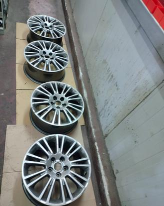 4 cerchi originali Ford Kuga 17” in lega - Origina