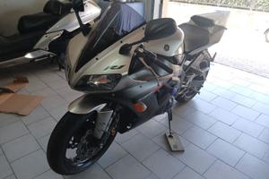 Yamaha R1