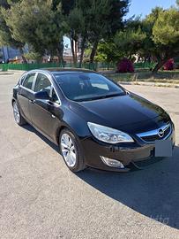 Opel Astra J Cosmo 2010