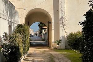 Terreno di ben 600 mq con Ampio Locale Deposito