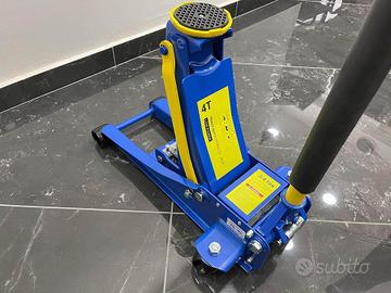 Cric sollevatore auto 4T Amc crick idraulico