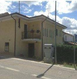 Immobile in asta di 348 m² con 5 locali a Rodello