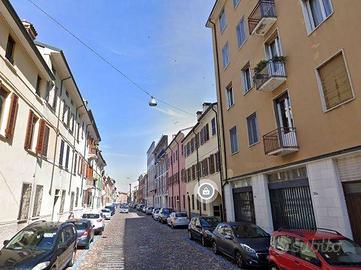 Appartamento di 110 m² con 4 locali e box auto a M