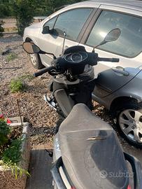PIAGGIO MEDLEY ABS – DA RIPRISTINARE