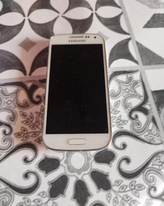 Samsung Galaxy S4 Mini per ricambi (Schermo non fu