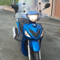 Suzuki Sixteen 125