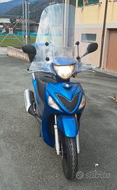 Suzuki Sixteen 125