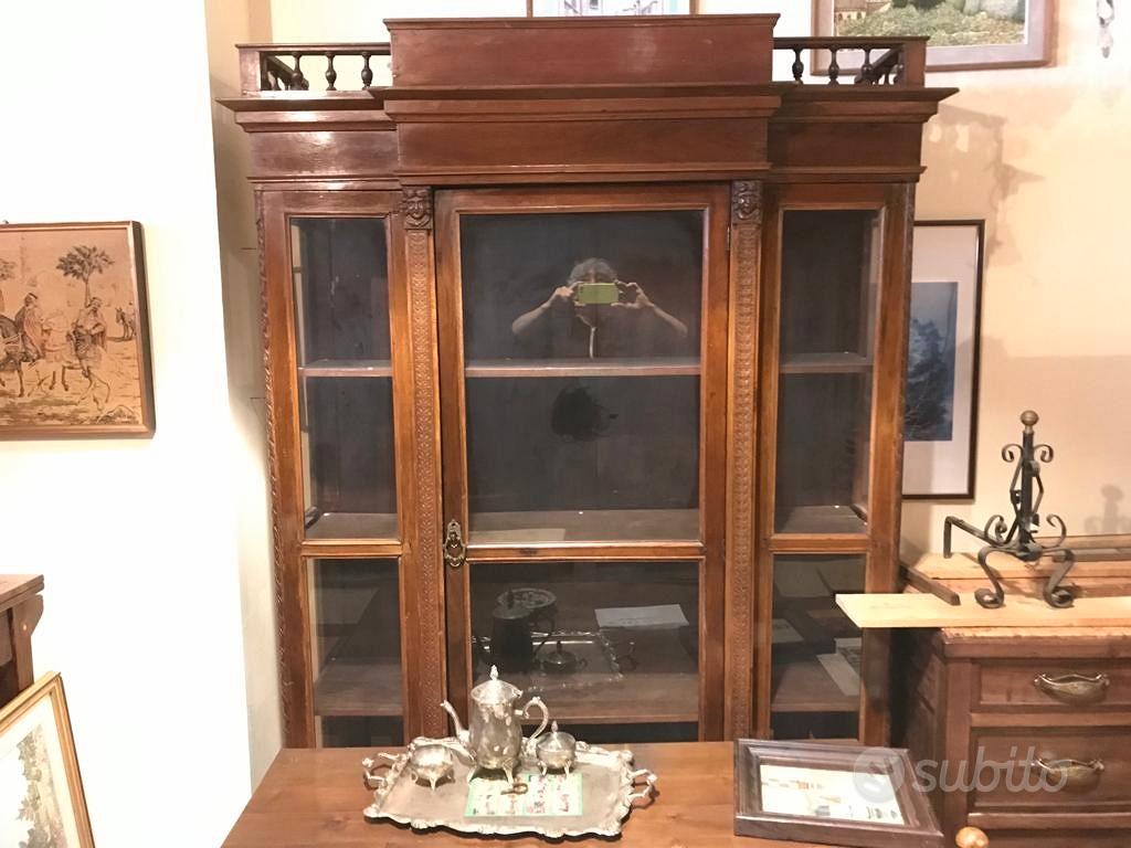 Vetrina e credenza stile Liberty primi '900 Arredamento e Casalinghi