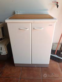 lavabo per taverna, cantina,garage