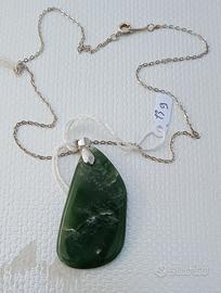 ciondolo in giada verde