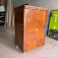 Mobile con macchina da cucire Singer