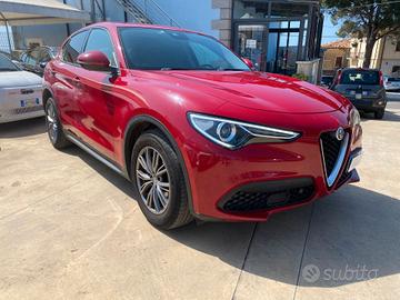 Alfa Romeo Stelvio 2.2 Turbodiesel 190 CV AT8 RWD 